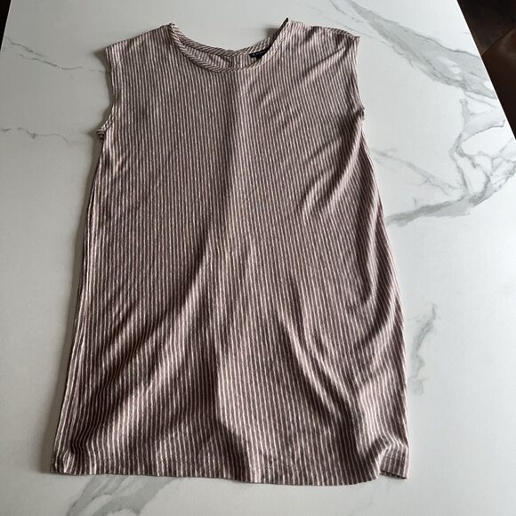 TAHARI Tan White Sleeveless Striped 100% Linen Back Button Top Tunic Size Small - Picture 1 of 12